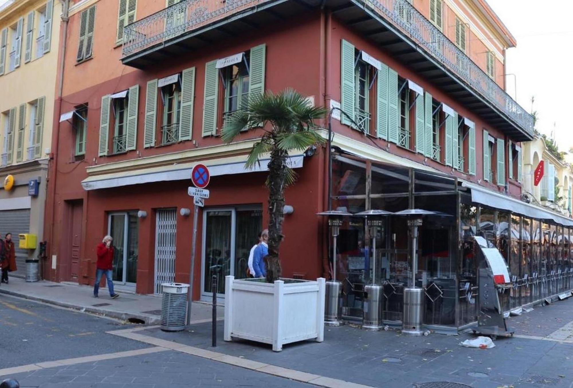 Aparthotel Riviera Nice Cote D'Azur - Old Town - Studio Ac - Sea View - 50M Promenade Des Anglais- La Maison Linda Luaran gambar