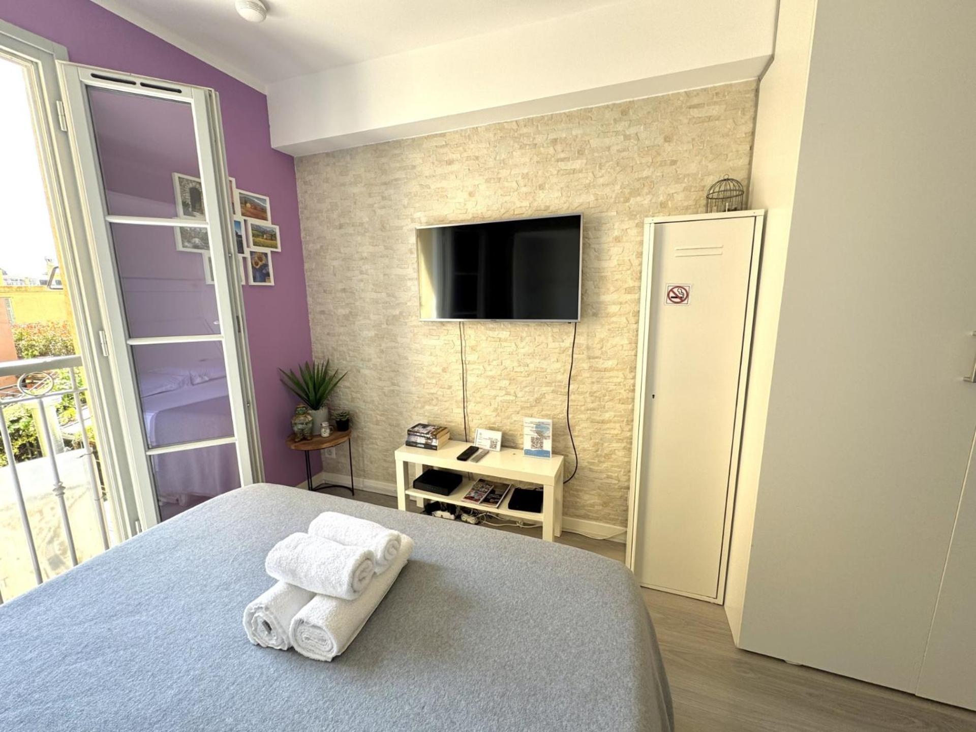 Aparthotel Riviera Nice Cote D'Azur - Old Town - Studio Ac - Sea View - 50M Promenade Des Anglais- La Maison Linda Luaran gambar