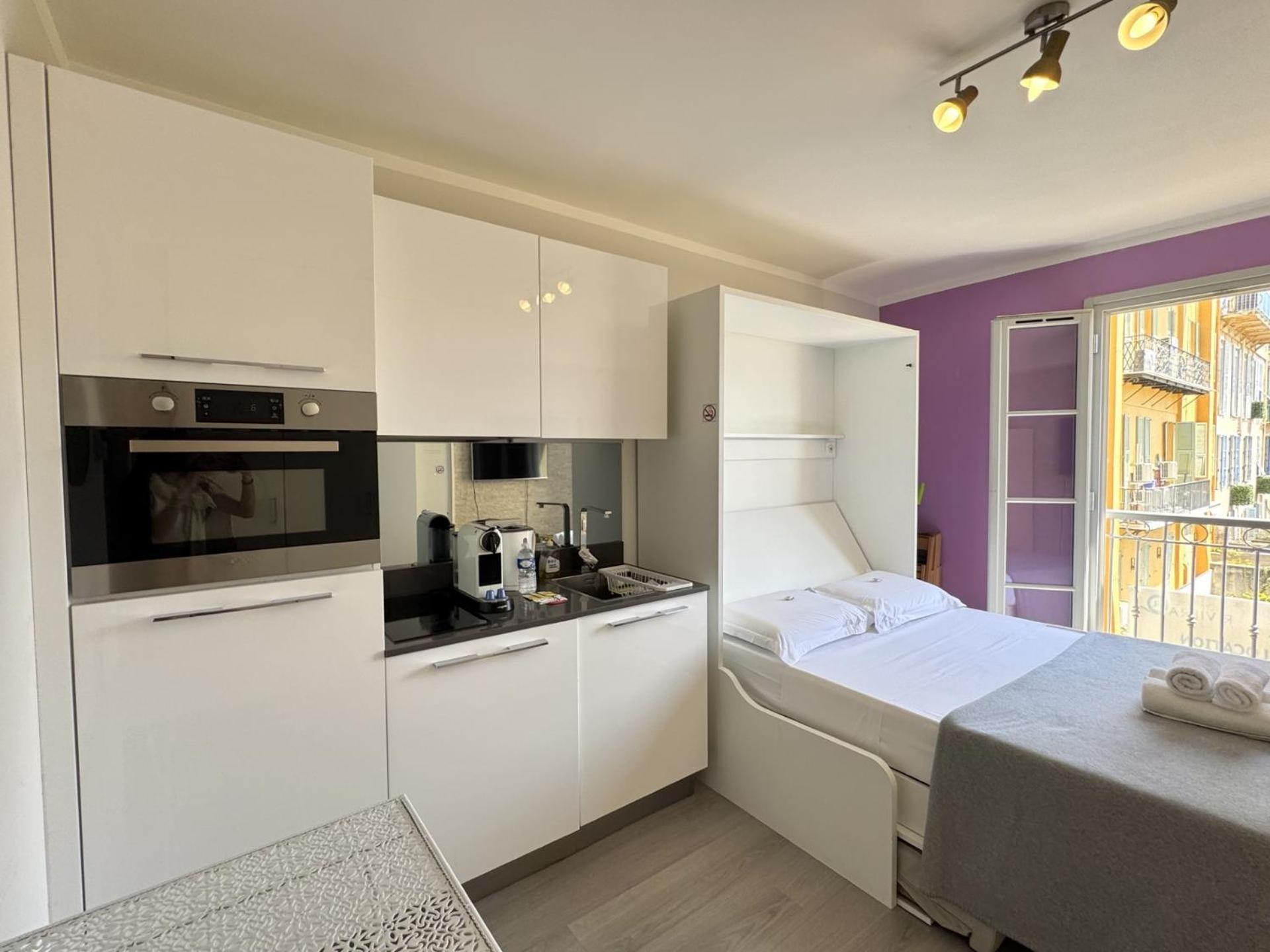 Aparthotel Riviera Nice Cote D'Azur - Old Town - Studio Ac - Sea View - 50M Promenade Des Anglais- La Maison Linda Luaran gambar